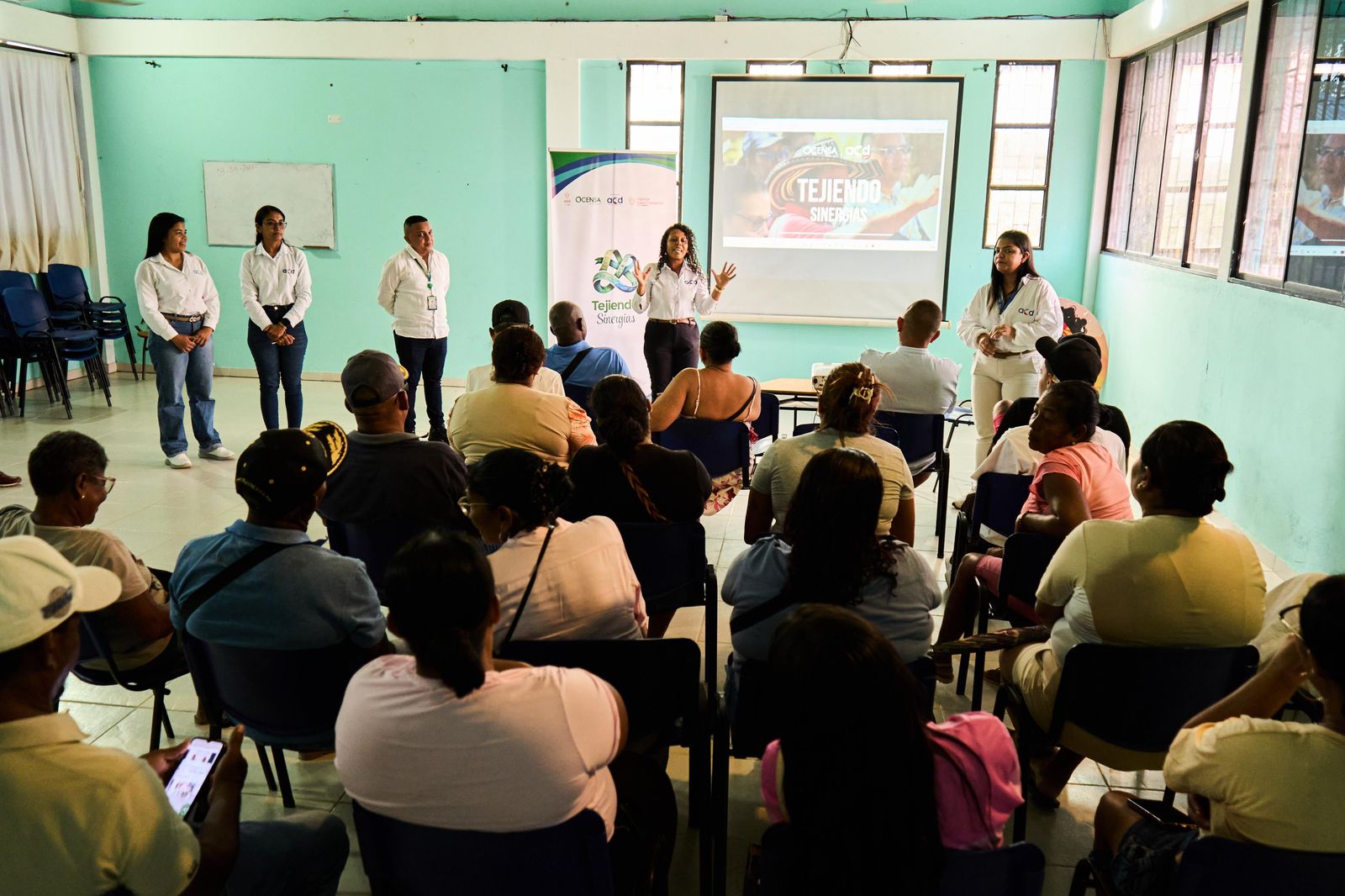 "Tejiendo Sinergias" en el Golfo de Morrosquillo