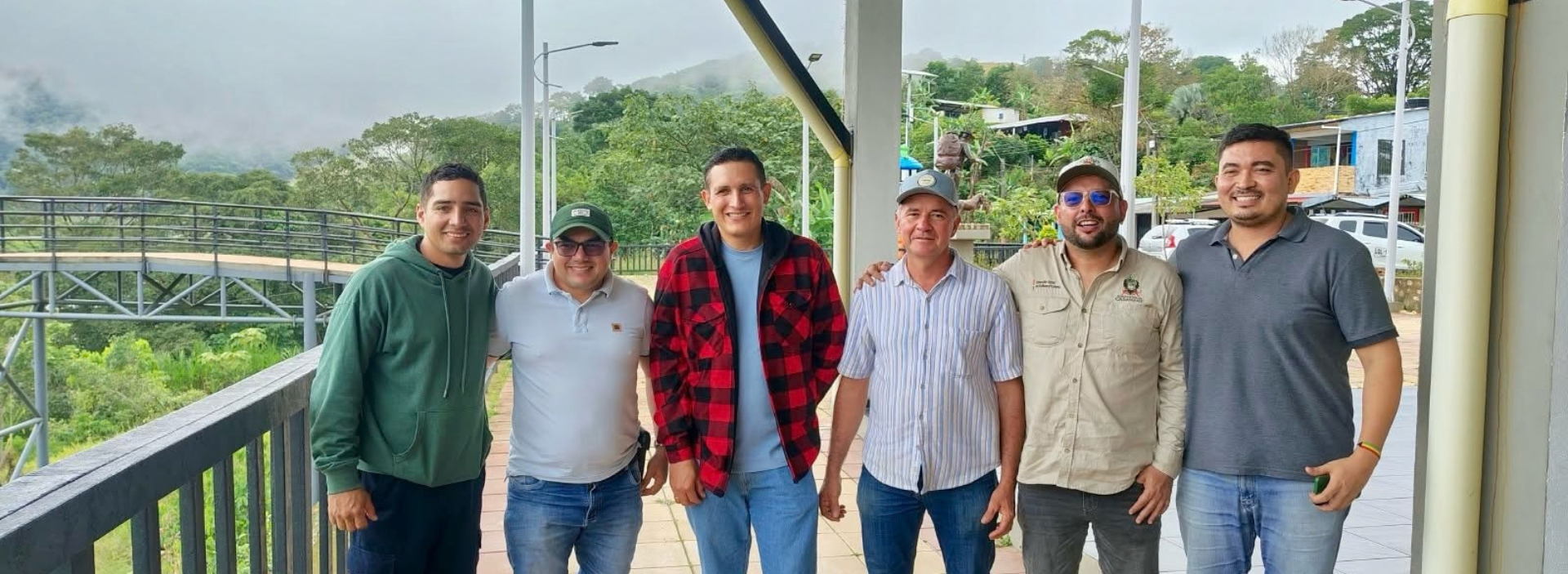 El Porvernir diversifica su economía por medio del turismo comunitario