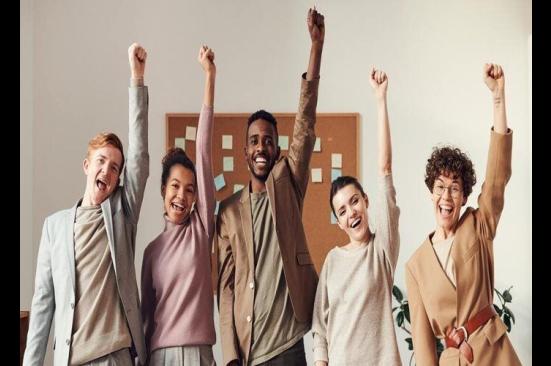 Colombia se prepara para una nueva generación de talentos jóvenes con la llegada de: HR NEXT GEN AWARDS 2022