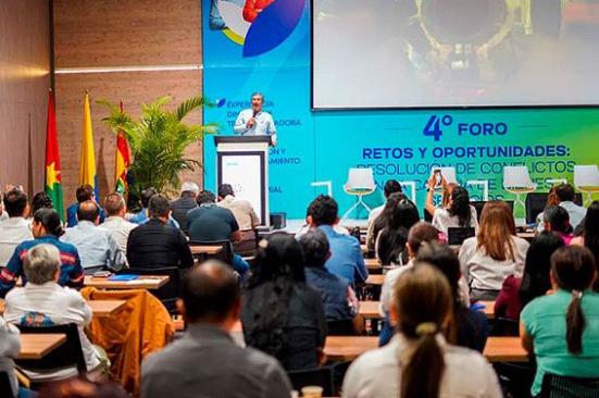 El sector empresarial puede jalonar el desarrollo económico, laboral y productivo en las regiones