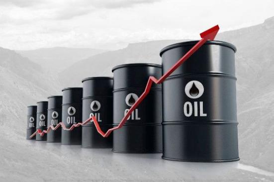 Los inventarios mundiales de petróleo están en su nivel más alto desde la pandemia